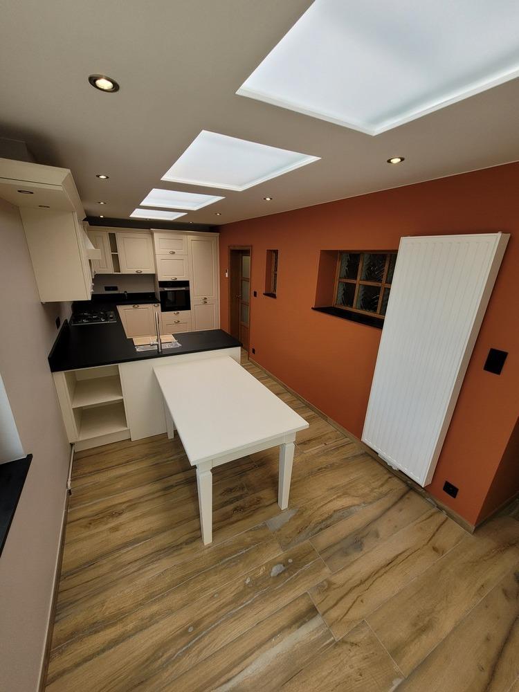 Préparation pose cuisine Tourpes